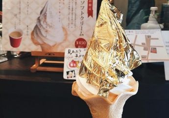 Ice Cream Cone Dengan Lapisan Emas