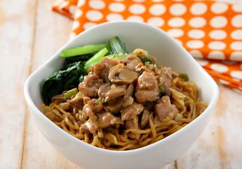 Akhir Pekan ini, Masak Mi Yamin Manis Ayam Jamur Ini Saja