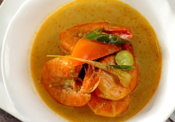 Cuma Perlu Melakukan 3 Hal Ini Sebelum Menyantap Gulai Udang Sedap