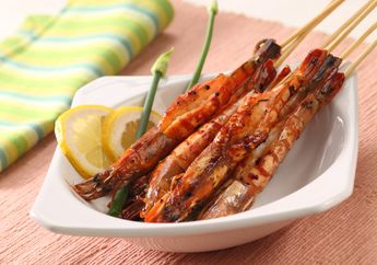 45 Menit Memasak Udang Bakar Pedas Manis yang Bikin Lidah dan Perut Senang