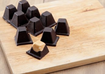 Bersenang- Senang Di Dapur Membuat Bar Chocolate Cheese Cake Bersama Si Kecil