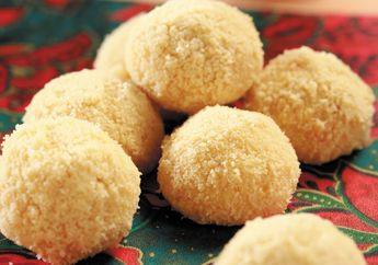 Weekend Asyik Bersama Si Kecil Sambil Membuat Cheese Ball Covered Cookie Yang Super Yummy!
