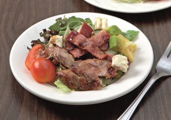 Balsamic Chicken Avocado Salad, Menu Sehat yang Mengenyangkan Perut