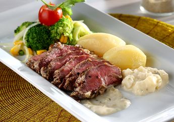 Lamb With Apple Cream Sauce, Hidangan Mewah Ala Resto Untuk Makan Malam Tak Terlupakan