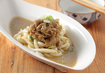 Kita Juga Bisa, Lo, Membuat Sendiri Beef Curry Udon Ala Restoran Jepang