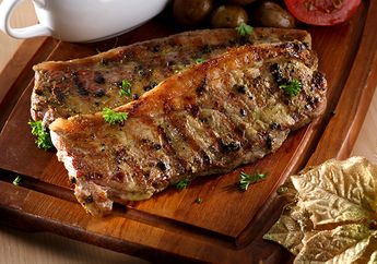 Santap Malam Minggu dengan Sirloin Steak With Cheese Sauce, Pasti Lebih Berkesan