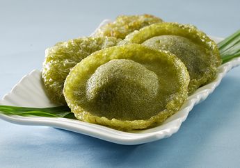 Cucur Pandan, Teman Ngeteh atau Ngopi yang Sedap Beraroma
