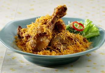 Semua Pasti Terpikat dengan Ayam Goreng Sambal Kelapa yang Lezatnya Bisa Ditebak dari Tampilannya