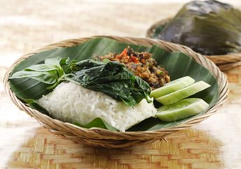 Hmm, Aroma Nasi Bakar Sambal Belut Bikin Buka Bersama Makin Berselera