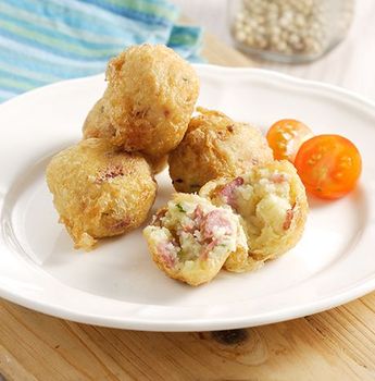 Quick and Easy Breakfast with Fried Mashed Potato with Smoked Beef, Kids Favorite!