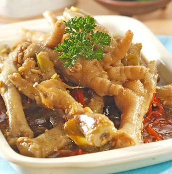 Ceker Manis Pedas, Guilty Pleasure Food That Everyone Secretly Loves