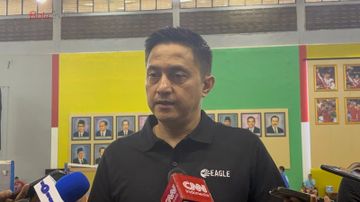 Kabid Binpres PP PBSI, Ricky Soebagdja, saat memberikan keterangan pada awak media, di Pelatnas PBSI, Cipayung, kawasan Jakarta Timur, Rabu (22/5/2024).