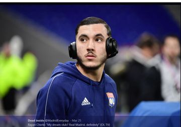 Pemain serbabisa Lyon, Rayan Cherki, disebut-sebut menjadi calon pengganti Mohamed Salah di Liverpool.