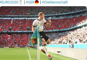 Bek kiri timnas Jerman, Robin Gosens, merayakan gol ke gawang timnas Portugal dalam laga Grup F EURO 2020 di Stadion Football Arena, Sabtu (19/6/2021).