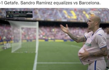 Striker Getafe, Sandro Ramirez, merayakan gol ke gawang Barcelona dalam laga Liga Spanyol di Stadion Camp Nou, Minggu (29/8/2021).