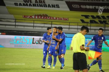 Duel Borneo FC versus PSIS Semarang pada laga pekan ke-27 Liga 1 2021-2022 di Stadion Kapten I Wayan, Dipta, Gianyar, Bali, Kamis (24/2/2022).