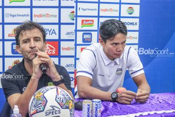 Pelatih Persib Bandung, Luis Milla dan kapten tim, Achmad Jufriyanto mengungkap penyebab kekalahan telak tim mereka saat melawan Persita Tangerang.