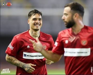 Shayne Pattynama saat menjalani latihan dengan timnas Indonesia.