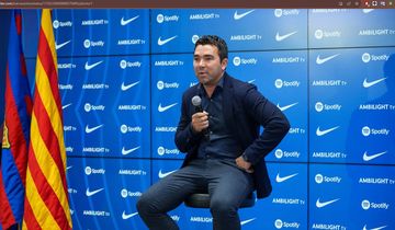 Direktur olahraga Barcelona, Deco.