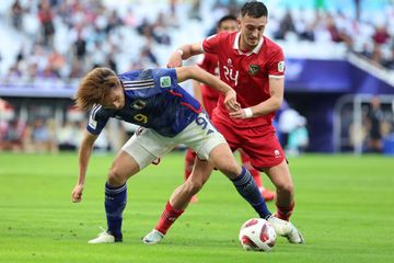 Gelandang  timnas Indonesia Ivar Jenner saat menghadapi Jepang dalam laga pamungkas Grup D Piala Asia 2023 yang berlangsung di Stadion Al Thumama, Doha, Rabu (24/1/2024).