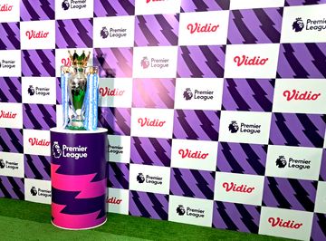 Trofi Premier League dapat disaksikan langsung penggemar Liga Inggris di Indonesia dalam acara Vidio Premier League Fan Festival 2024 di Jakarta, Sabtu (14/9/2024).
