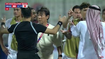 Media China bersyukur karena Timnas Indonesia dirugikan oleh wasit saat melawan Bahrain dan meminta masyarakat Tiongkok berterima kasih.