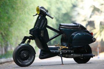 Modifikasi Vespa Px Ala Cutdown Street Racer Lagi Ramai Di Inggris