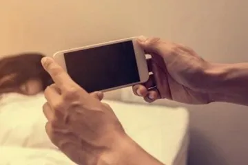 Direkam Ibu Kandung, Anak-anak Ini Dipaksa Telanjang hingga ...
