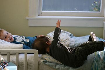 Bayi Jatuh Jangan Langsung Digendong Bisa Lumpuh Cidera Otak Semua Halaman Nakita