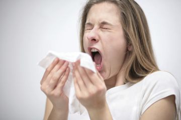 Gejala flu bisa memburuk pada orang dewasa juga anak-anak.