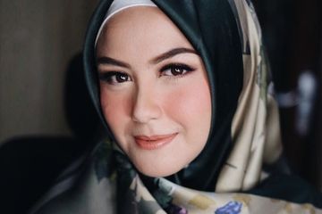 Revalina S Temat menurut sang suami wanita kuat walau sakit.