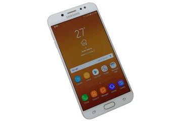 Samsung Galaxy J7+: Kamera Depan dan Utamanya Bisa Foto Bokeh