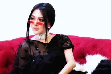 Kisah Di Balik Munculnya Jargon Fenomenal Maju Mundur Cantik Milik Syahrini