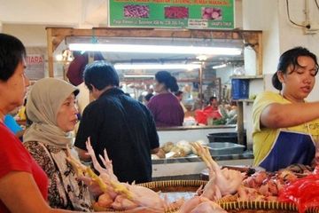 Banyak yang nakal, awas jangan sampai membeli ayam tiren. (foto ilustrasi)