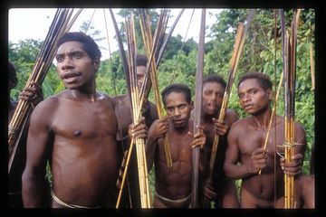 Temukan Suku Kanibal di Indonesia, Jurnalis Australia Berbagi Cerita Makan  Daging Manusia Agar Bisa Selamat - Semua Halaman - Sajian Sedap