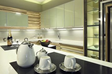 4 Inspirasi Dapur Putih Yuk Pilih Yang Modern Atau Semi