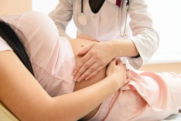Mengenal Prosedur Episiotomi Dalam Proses Melahirkan Normal, Kenapa Harus Dilakukan?