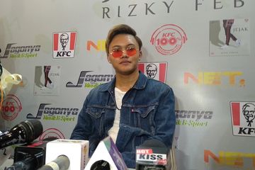 Rizky Febian mengaku masa kecilnya suram karena pernah dibully temannya berupa pemalakan.