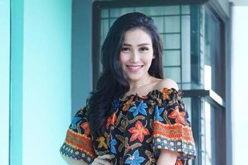 Meskipun simpan kisah mistis, begini tampilan mewah kamar Ayu Ting Ting