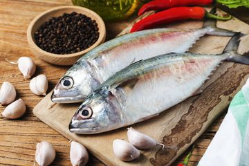 Tulang Ikan Tersangkut di Tenggorokan, Ini yang Harus Dilakukan