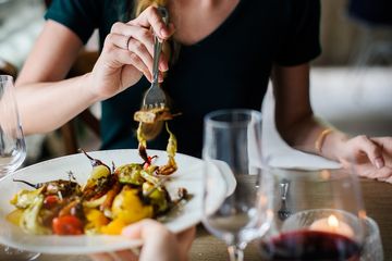 Makanan Pedas Untuk Ibu Hamil - Nuring