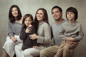 Wulan Guritno & Adilla Dimitri Rayakan 10 Tahun Pernikahan, Begini ...