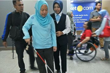 Videonya Viral, Warga Antri Masuk Lift Prioritas untuk Penumpang ...
