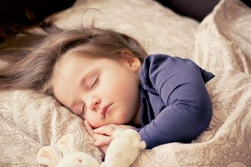 Mengobati Penderita Mumps, Gondongan Akibat Infeksi Virus Menular