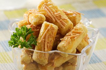 Tips Membuat Kastengel Renyah dan Garing, Semua Jadi Bisa Bikin ...