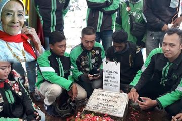 Kisah pilu meninggalnya Laila Sari, ke pemakaman tidak ada teman artis yang mengantarkan, hanya ada ratusan ojol.