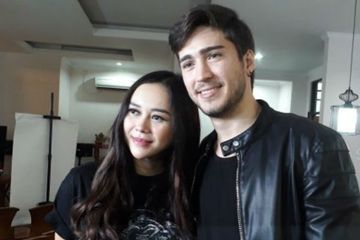 Pernikahannya dengan Eryck Amaral dipertanyakan, ini jawaban tegas Aura Kasih