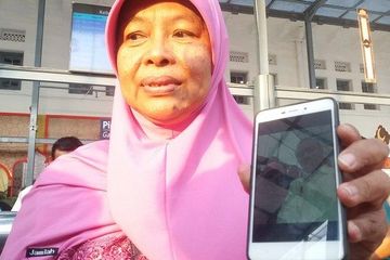 Bak Mimpi Jadi Kenyataan, Ibu Ini Sempat Disindir Gila Karena Mimpi Bertemu  Presiden, Akhirnya Nangis Histeris Saat Jumpa Dengan Jokowi! - Semua  Halaman - Pop.grid.id