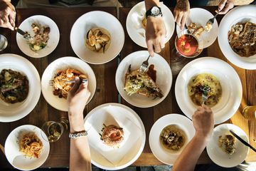 Bahaya makan diatas jam 9 malam
