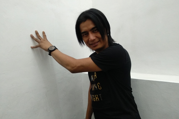 Kesal Namanya Kerap Dipelesetkan Jadi Casmali Parli, Charly Setia ...